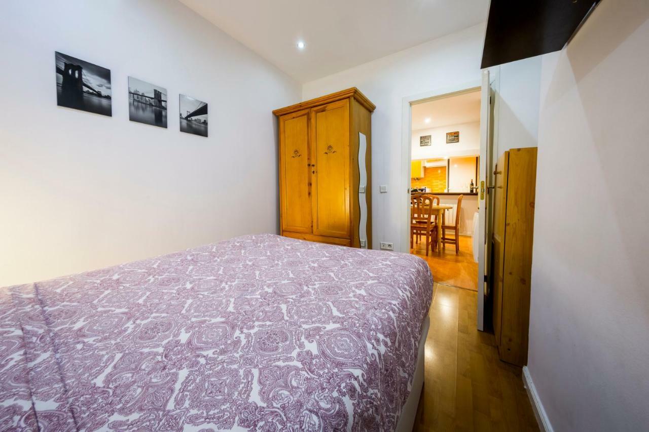 Colegiata Apartment Madrid Exterior foto